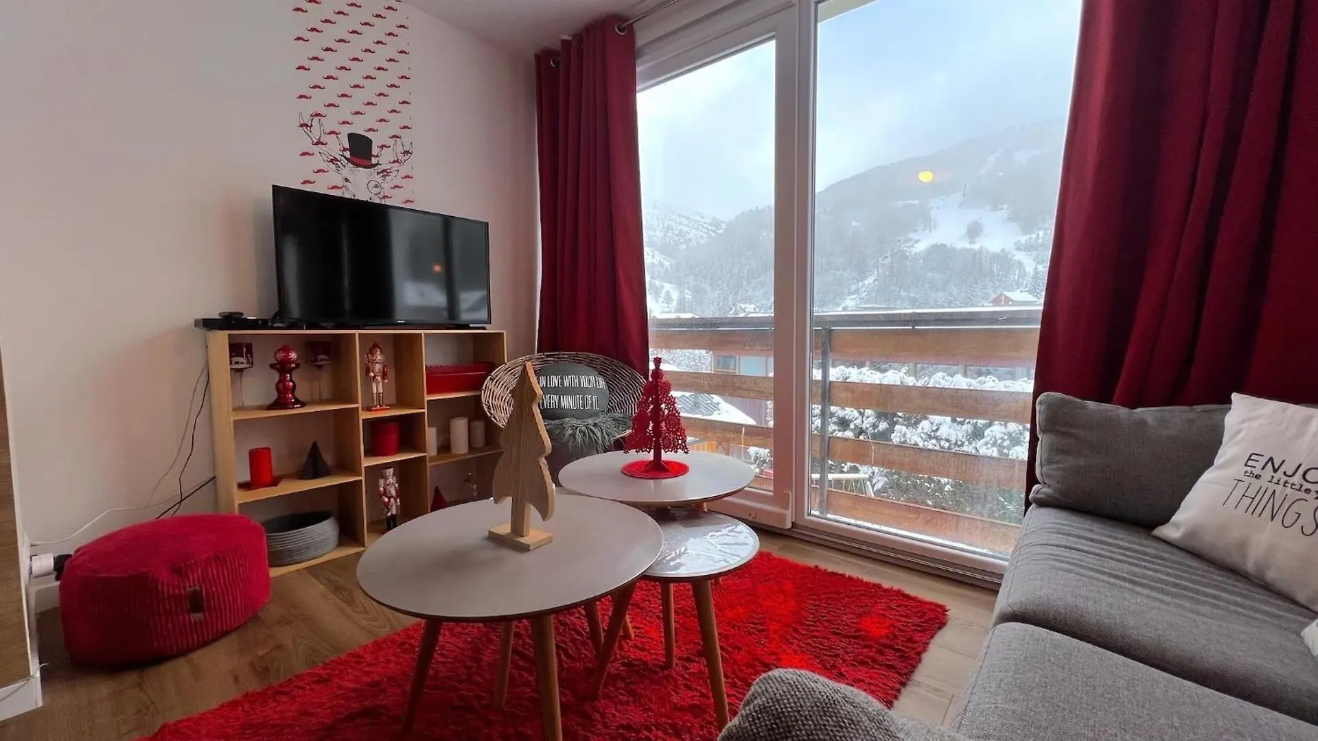 Apartment Rouge Canneberge -8 Personnes- 84M2 Vue Degagee Setaz Valloire