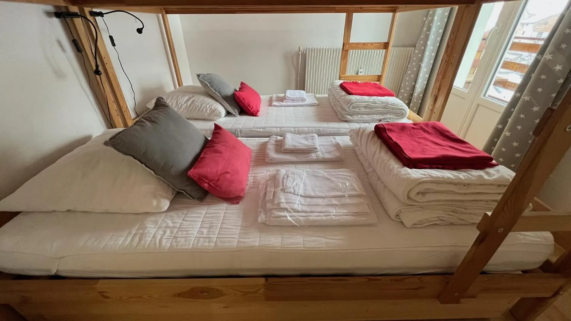 Rouge Canneberge -8 Personnes- 84M2 Vue Degagee Setaz Valloire 0*,  France